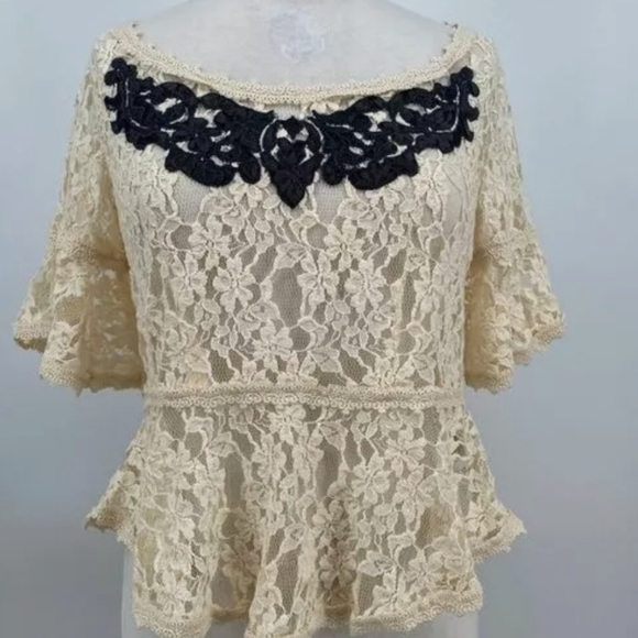 NWOT Free People All You Need is Lace peplum top Size Large - Picture 4 of 5
